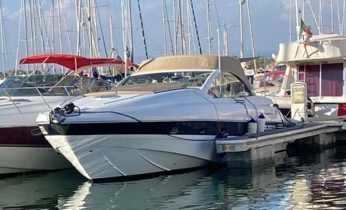 Cantieri dell'adriatico pershing 38