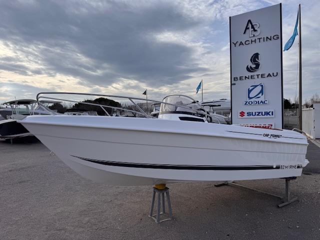 b2 marine Cap ferret 522 open