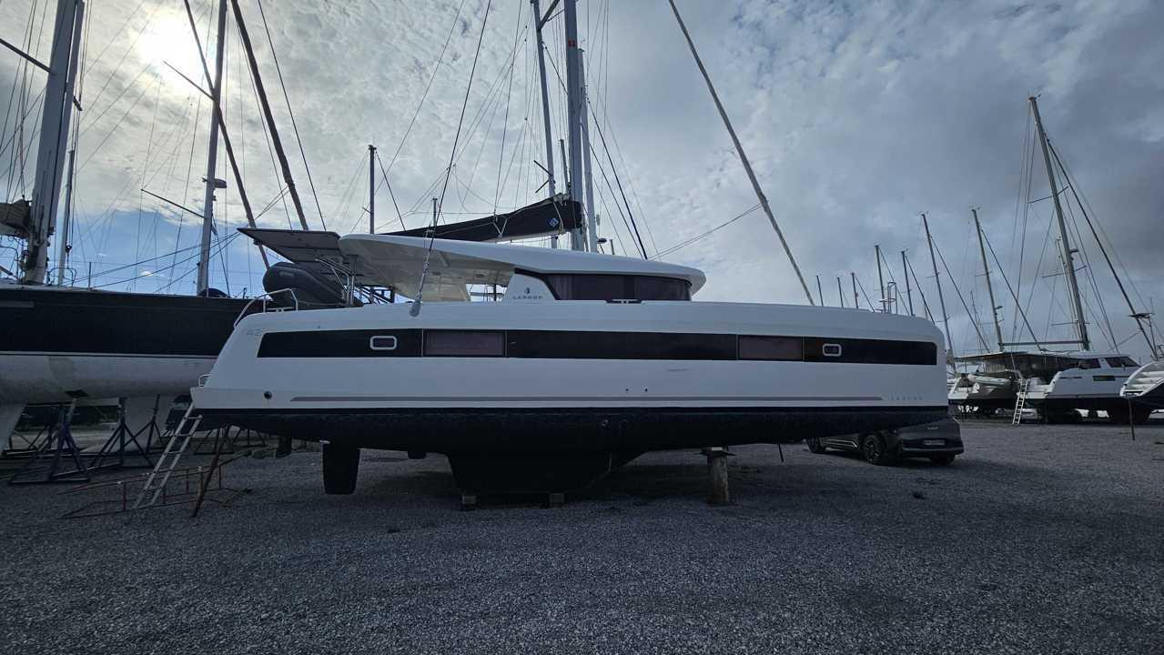 lagoon 42