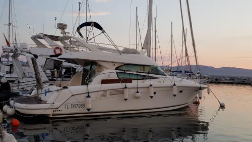 Prestige 42 fly