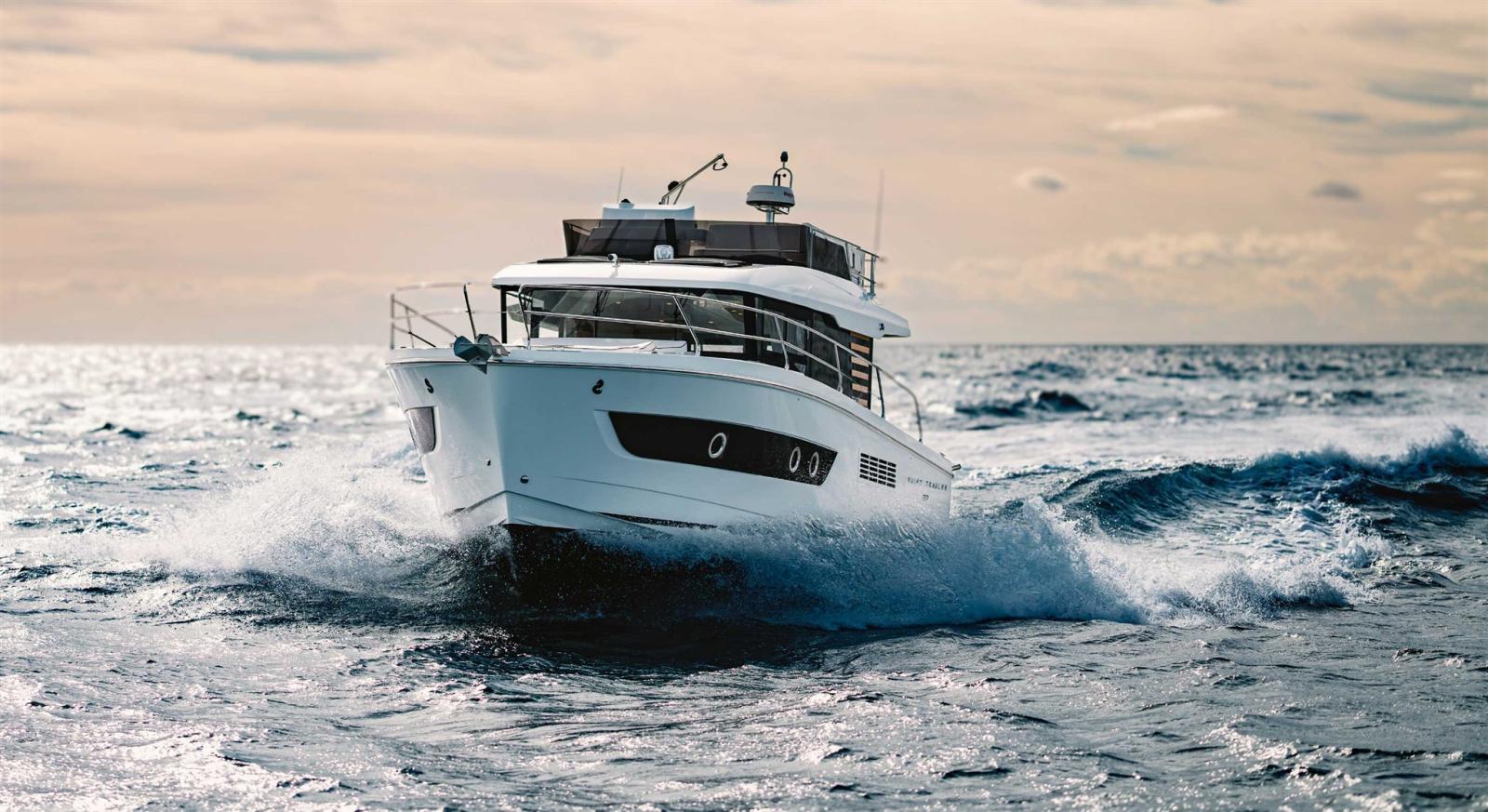 beneteau Swift trawler 37 fly