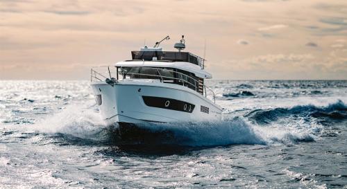 Beneteau swift trawler 37 fly