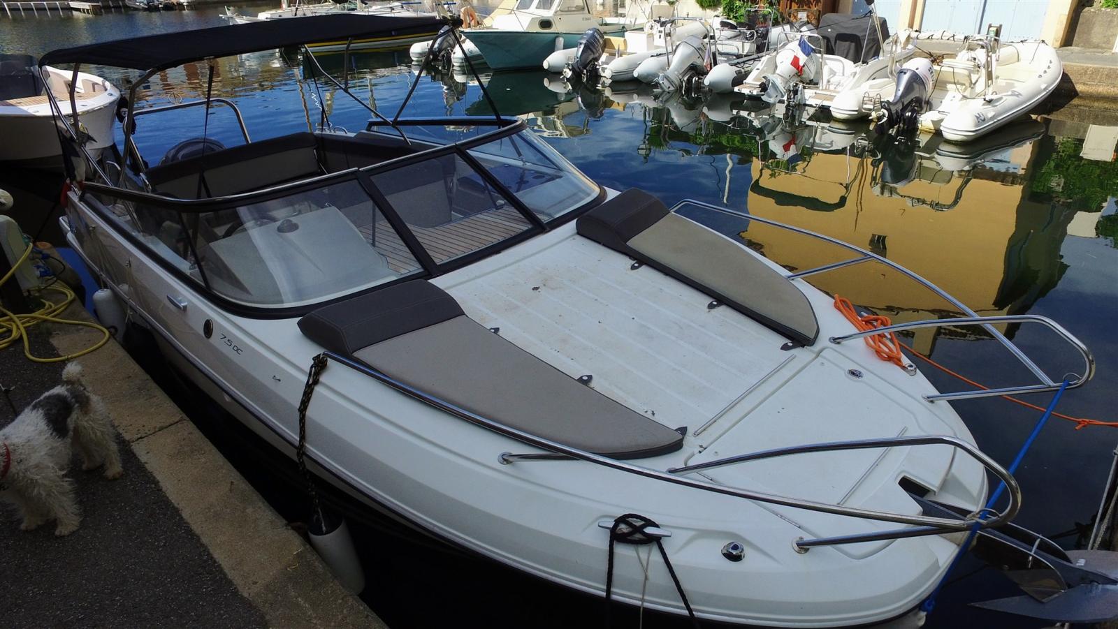 jeanneau Cap camarat 7.5 dc serie 2