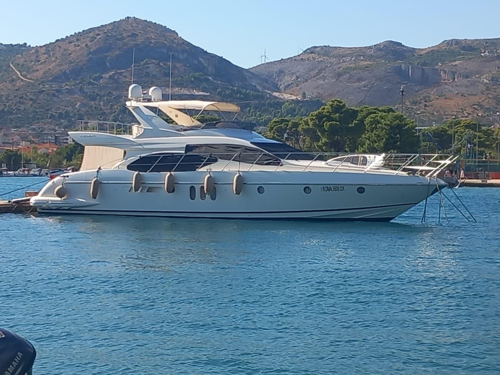 azimut 62