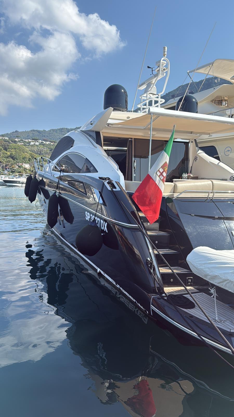 sunseeker Predator 62