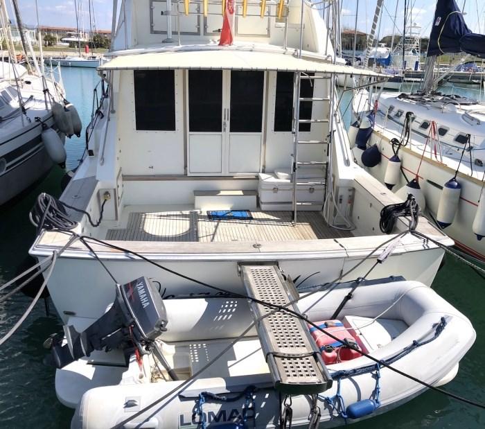 bertram yacht 46' convertible