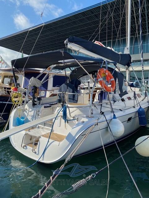 hunter Hunter 38