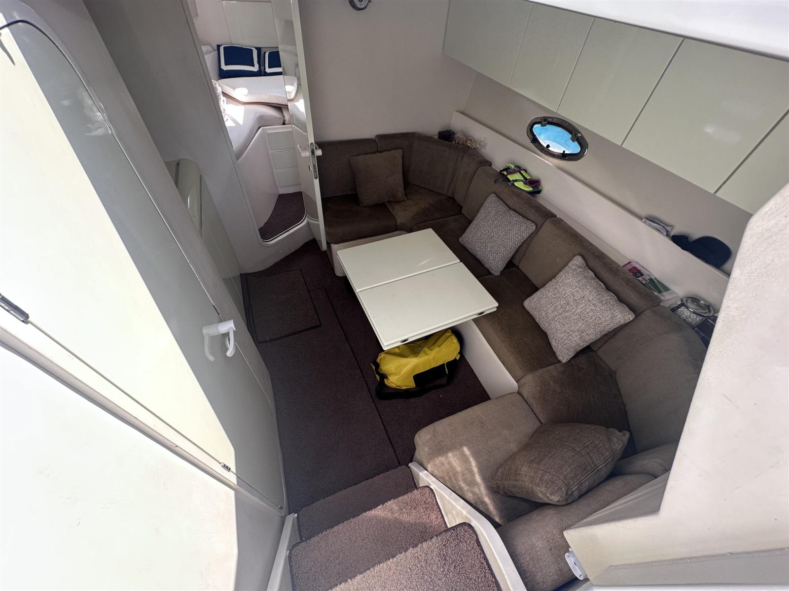 pershing 33