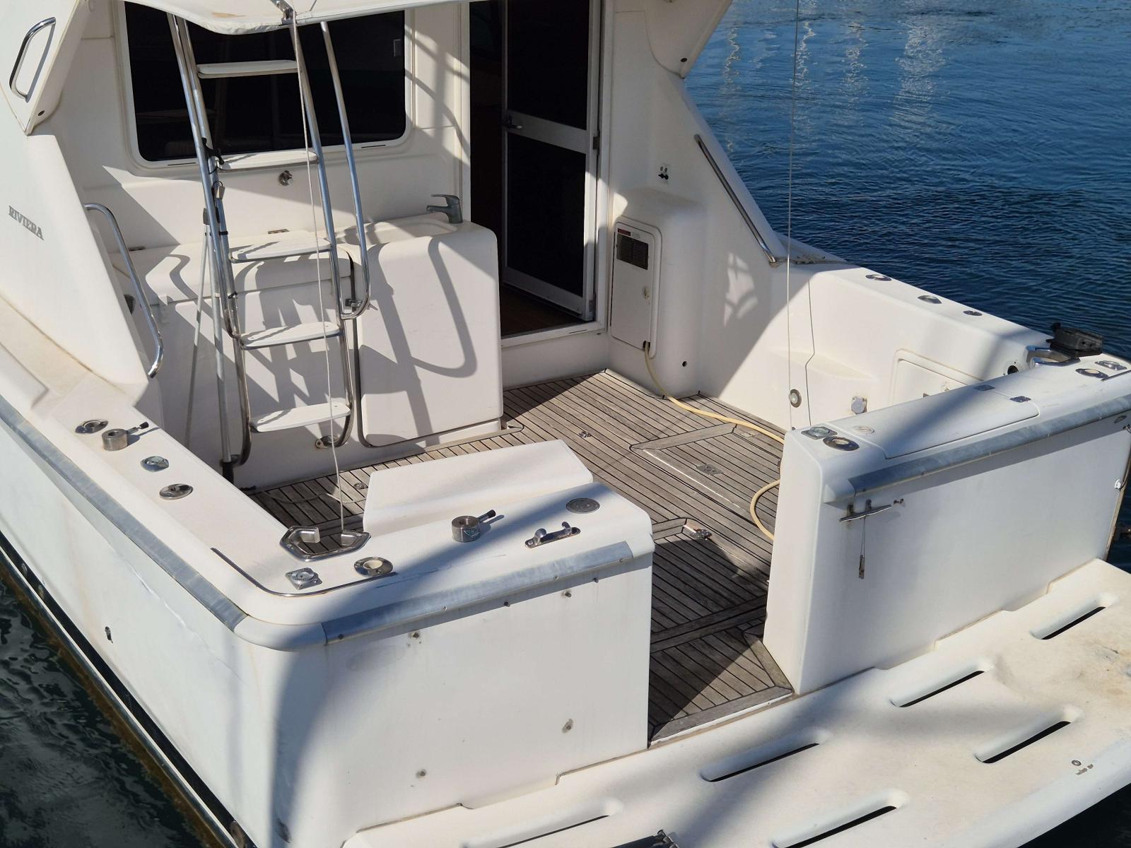 riviera 3350 convertible