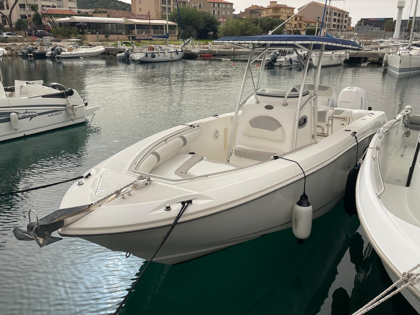 boston whaler 270 outrage