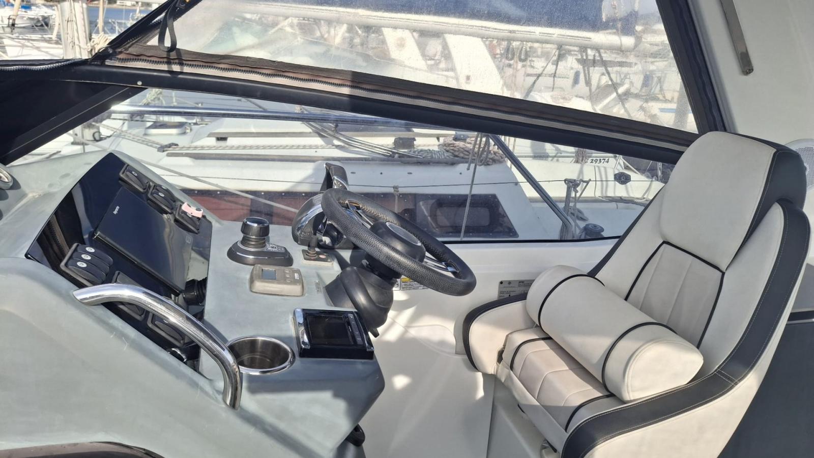 jeanneau Leader 30