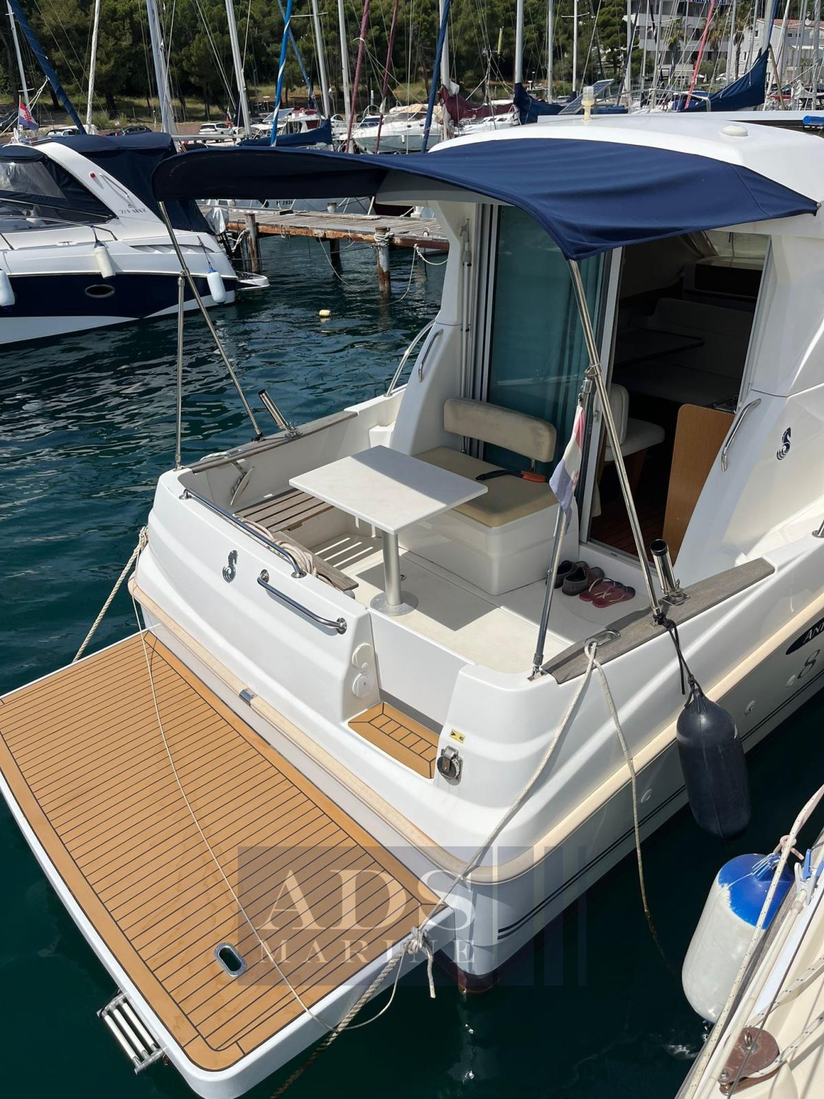 beneteau Antares 8