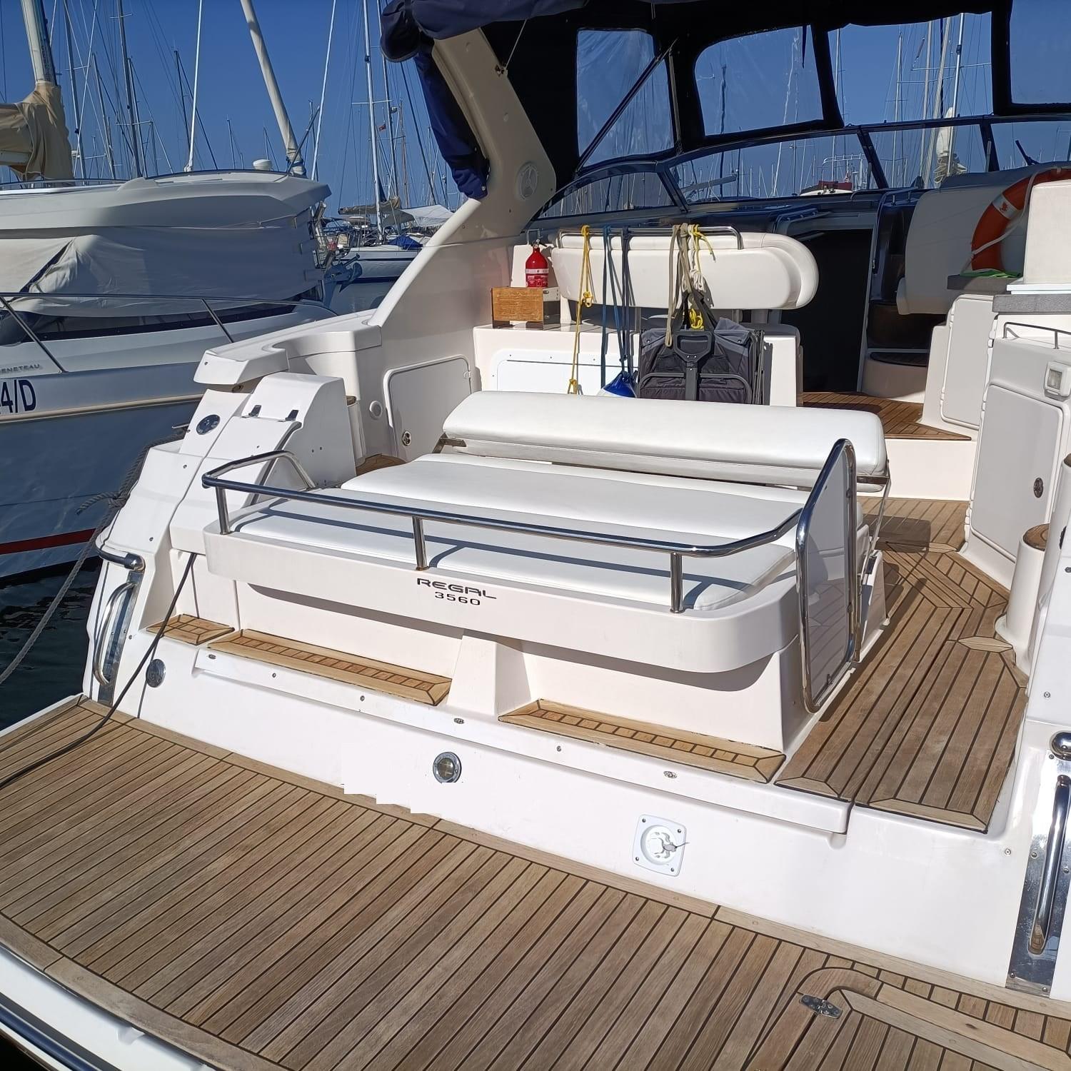 regal marine Commodore 3560