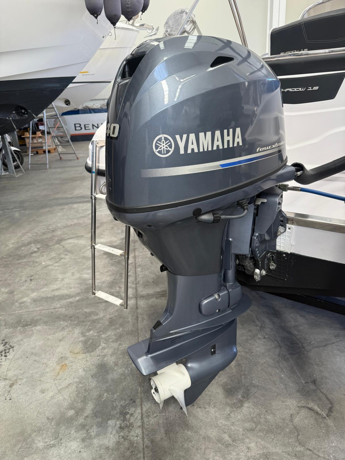 ranieri cantiere Shadow 19