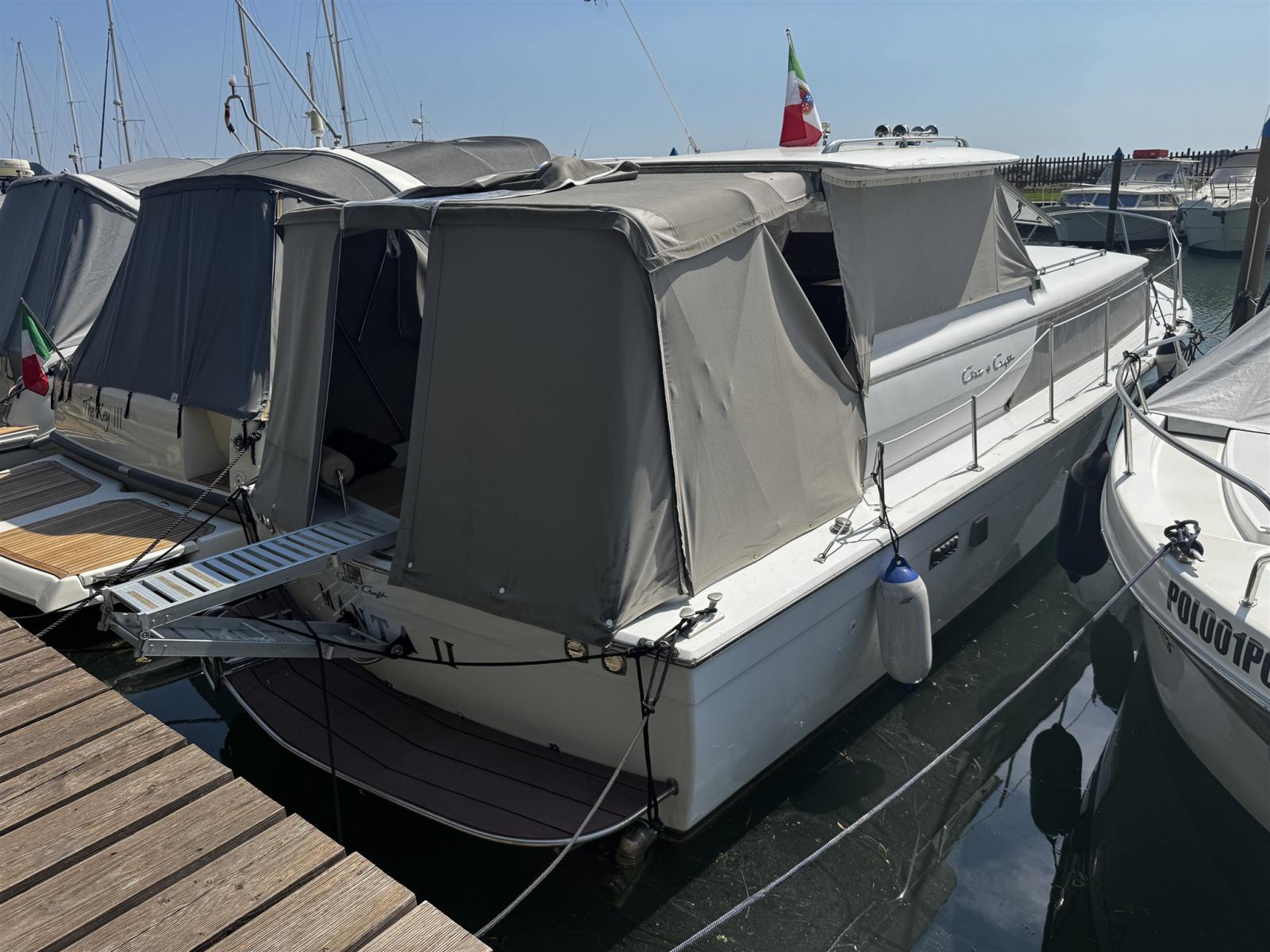 chris craft Chris craft 31 commander