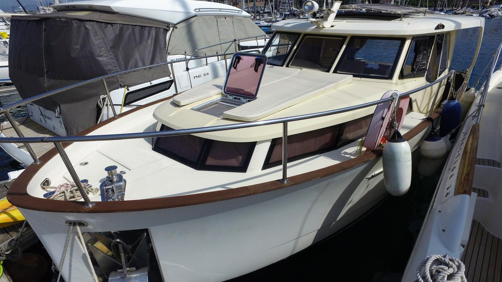 seaway yachts Greenline 33 hybrid ready