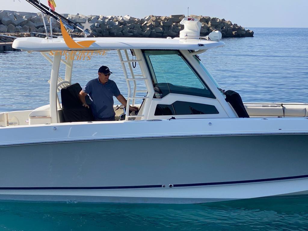 boston whaler Outrage 380