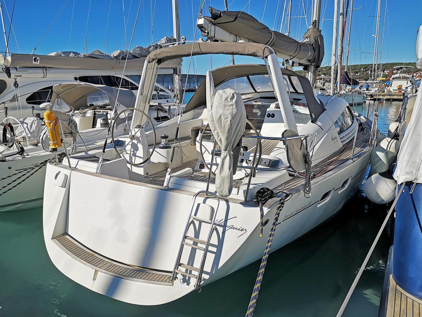 wauquiez 47 pilot saloon