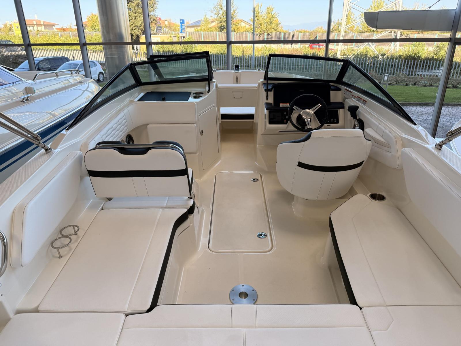 sea ray 210 spxe