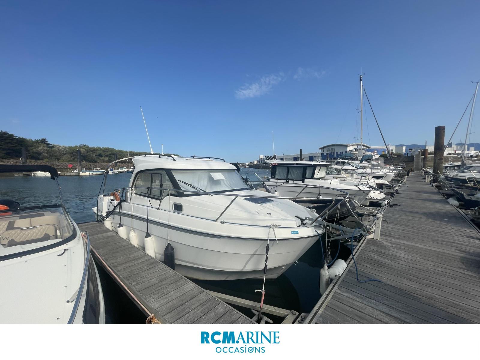 beneteau Antares 8 ob v2