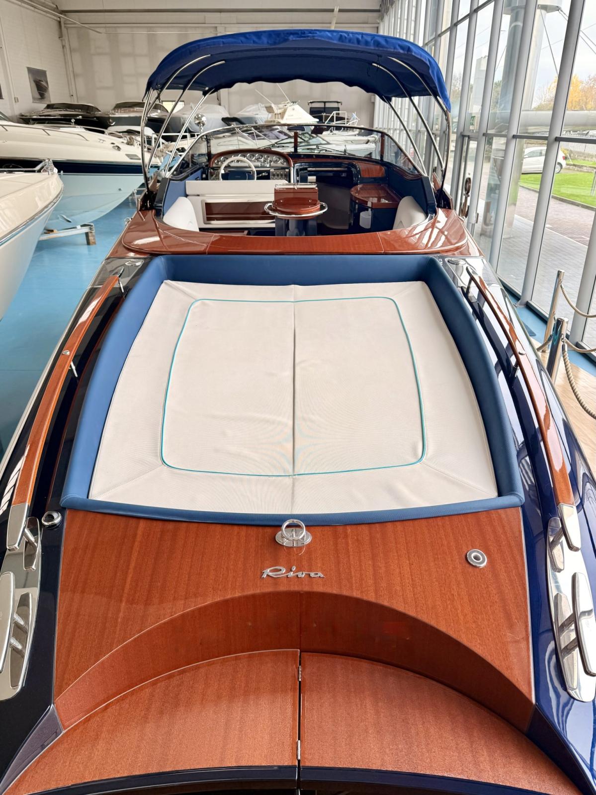 riva 33 aquariva super