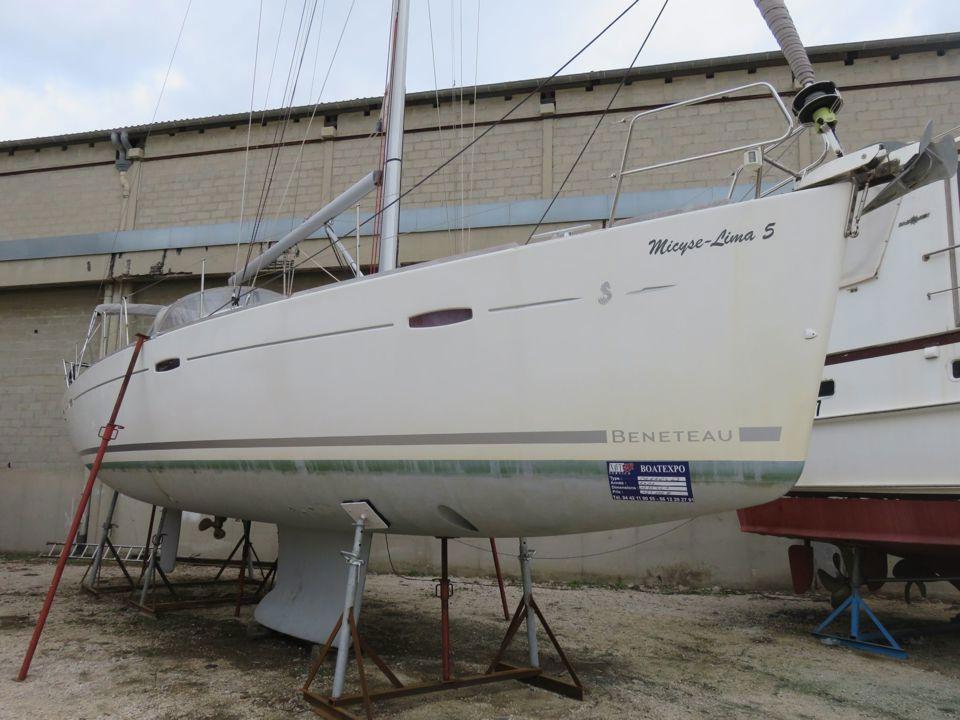 beneteau Oceanis 43