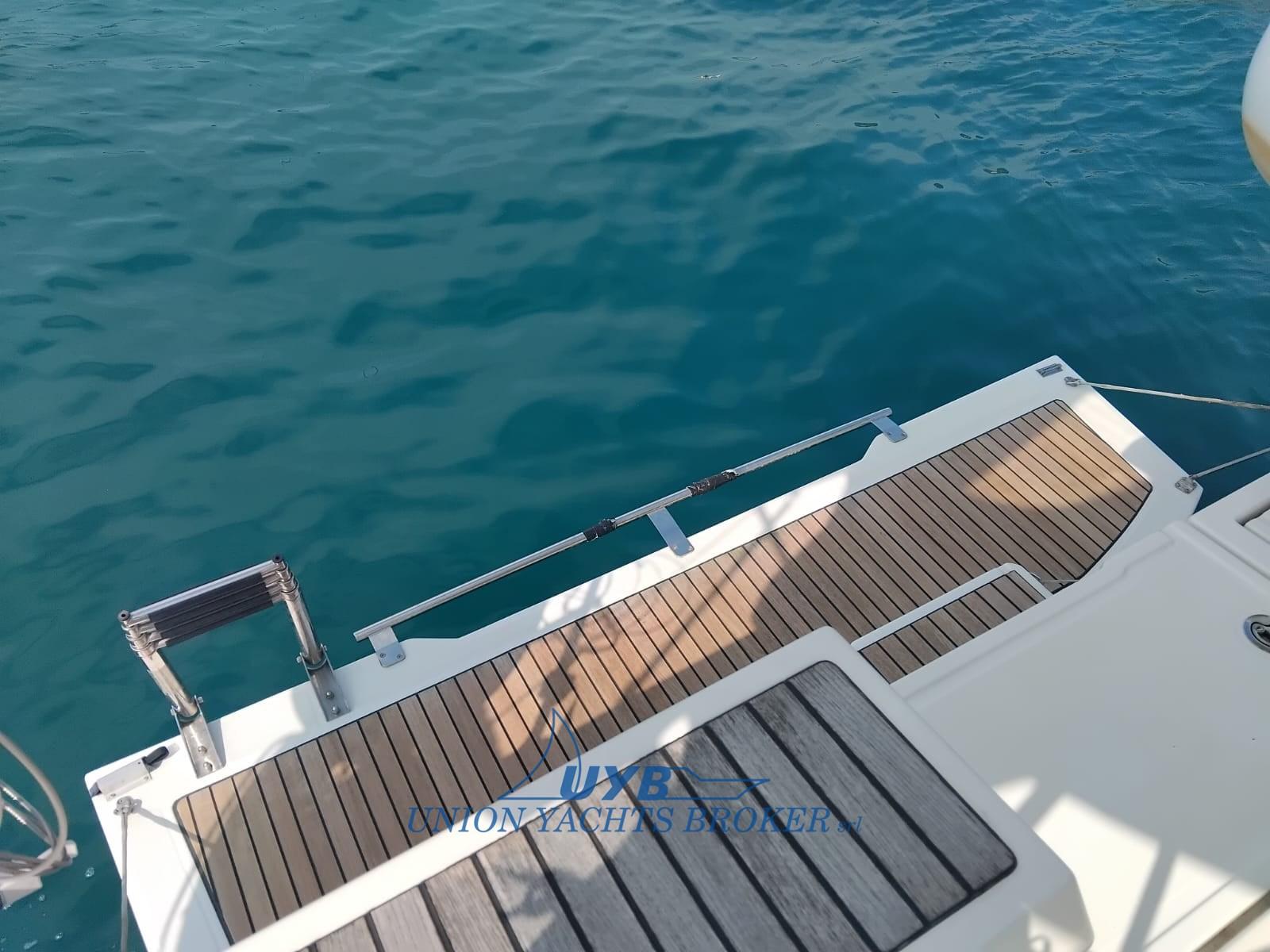 beneteau Oceanis 35 sail away