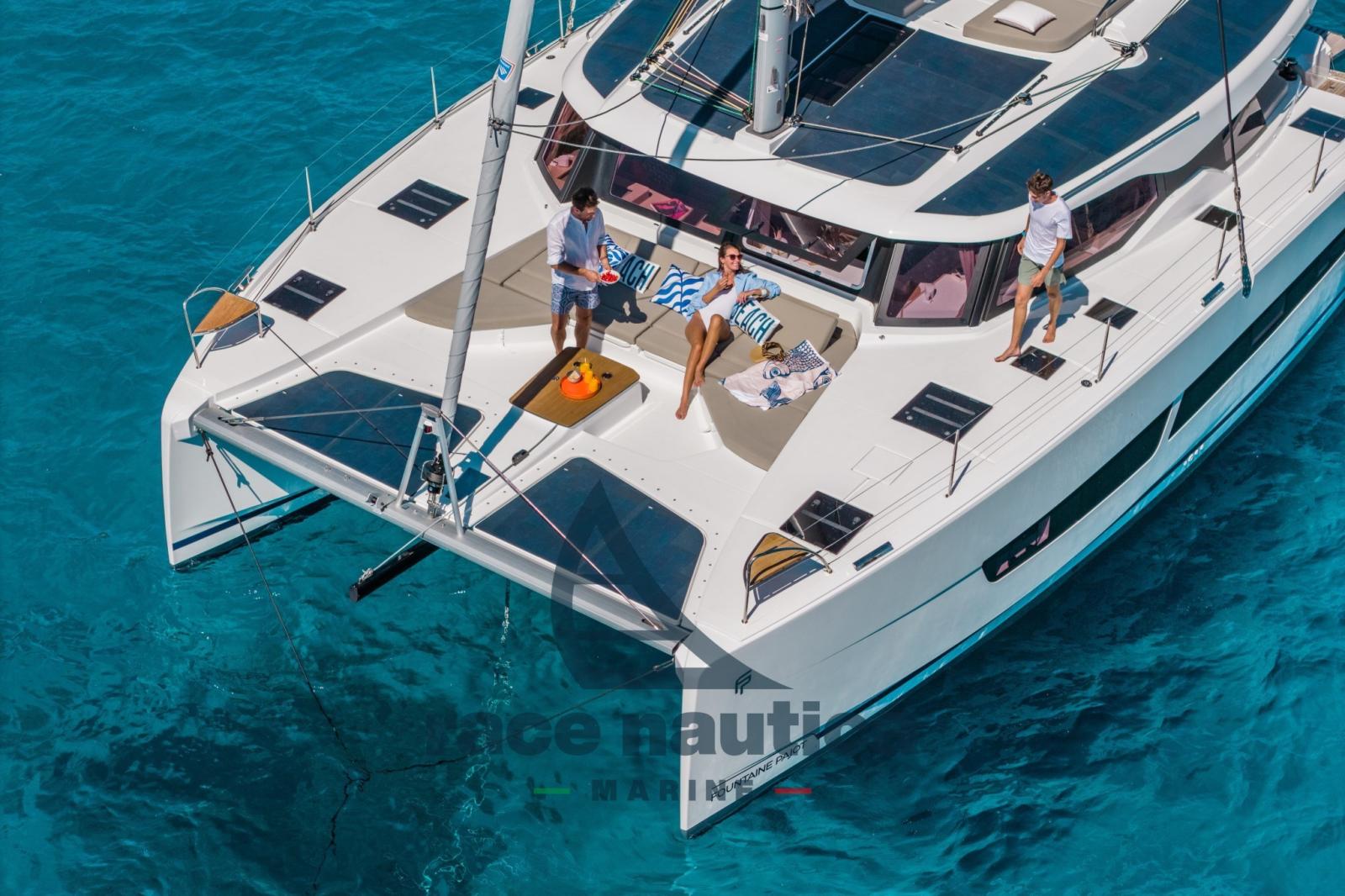 fountaine pajot 44