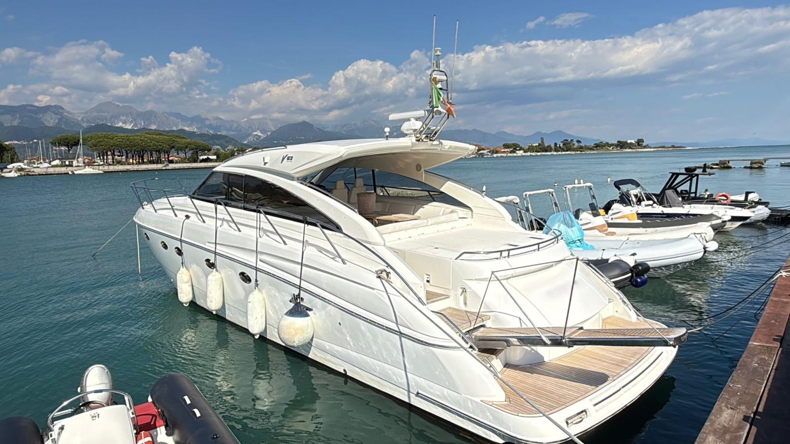 princess yachts V53
