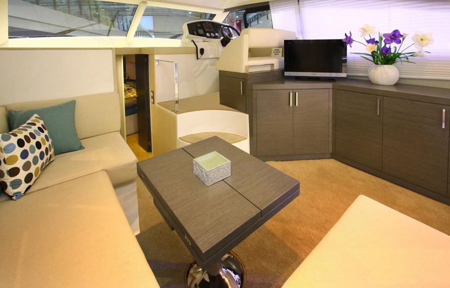 rodman Spirit 42 fly bridge