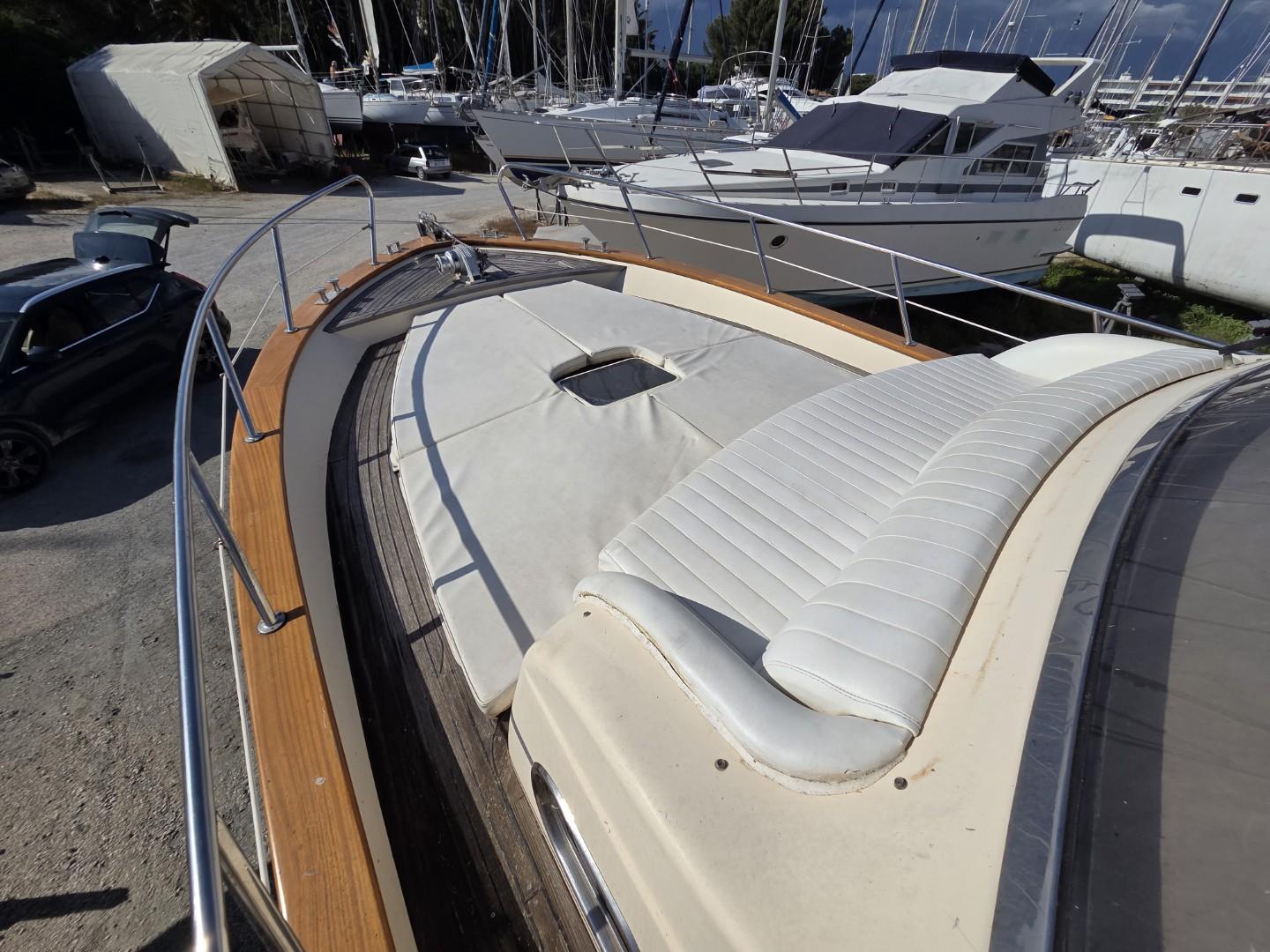 apreamare 9m semi cabin