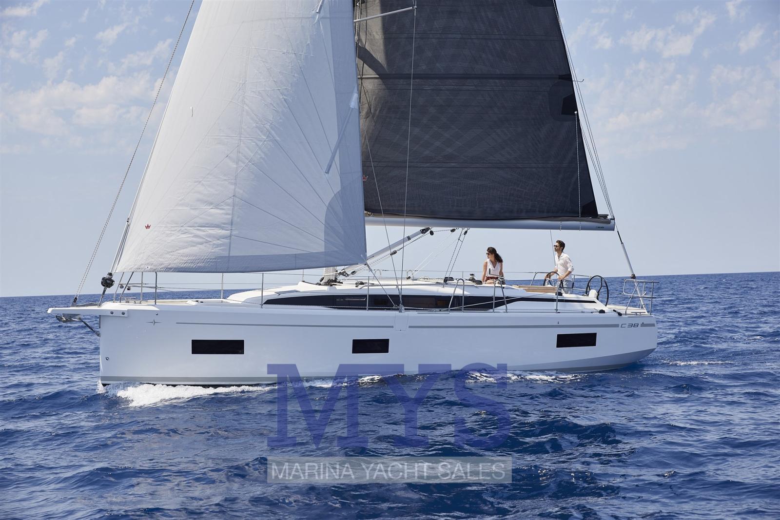 bavaria yachts C 38