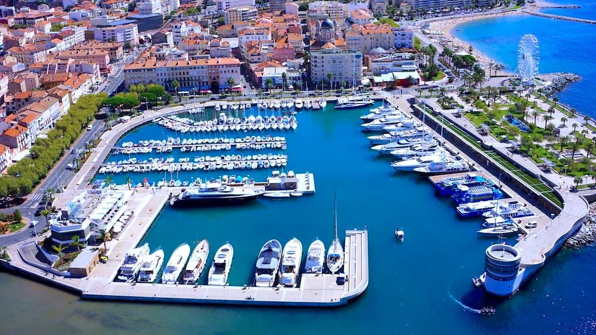 berth for sale 25m x 7.5m