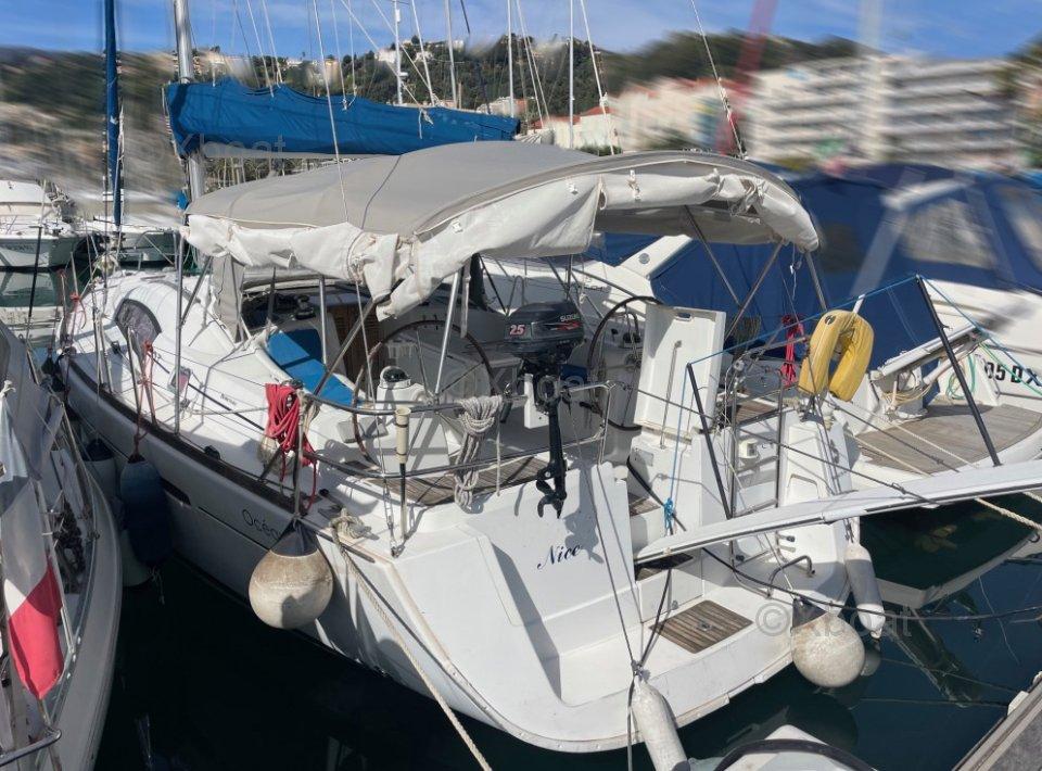 beneteau Oceanis 40