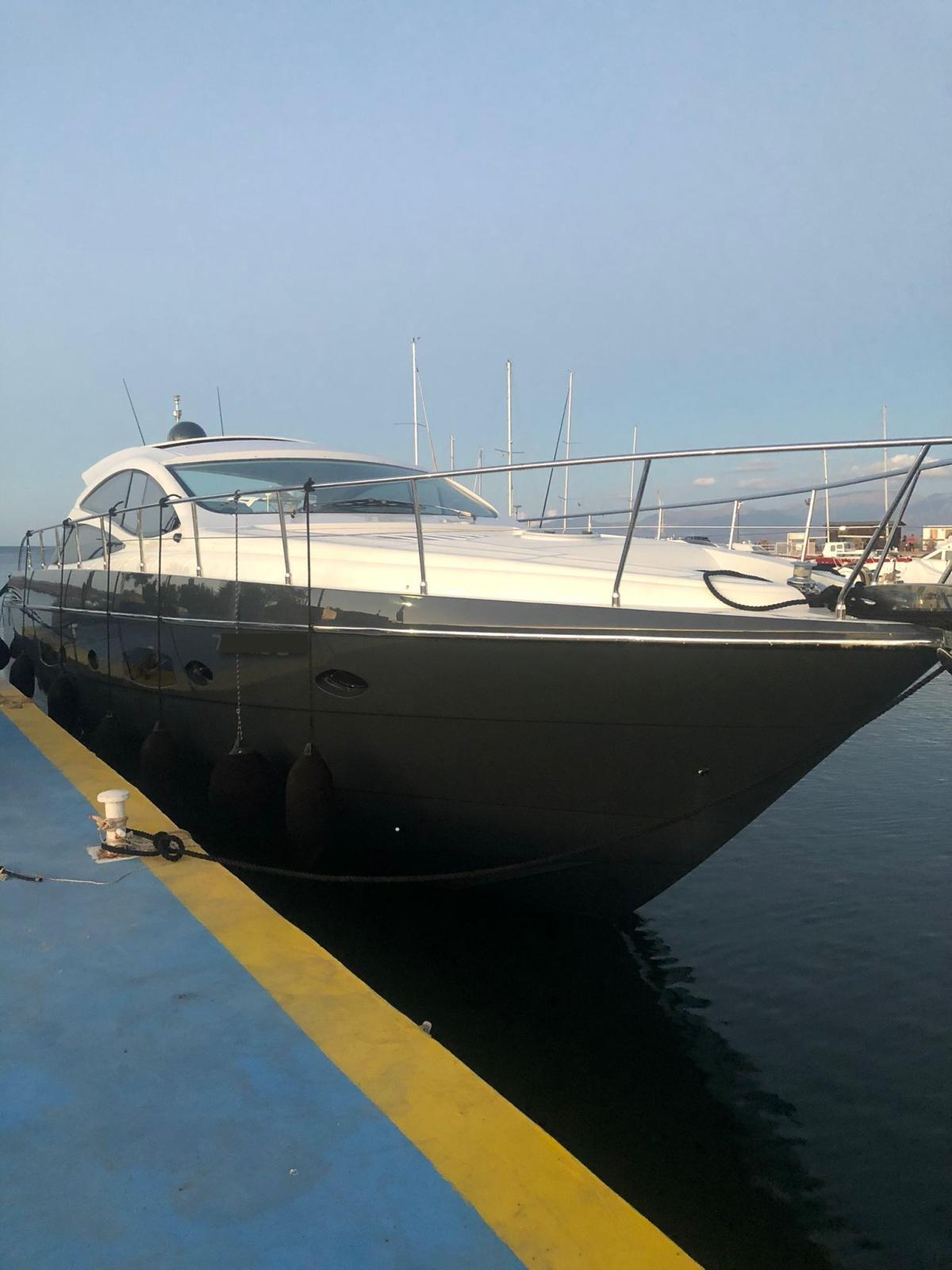 pershing 56