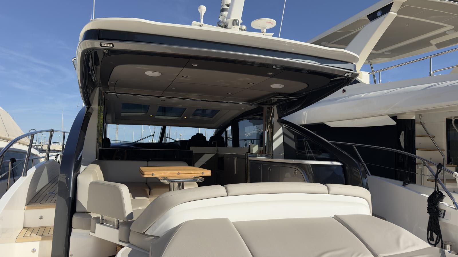 princess V55