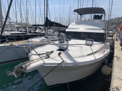 Riviera 43 flybridge