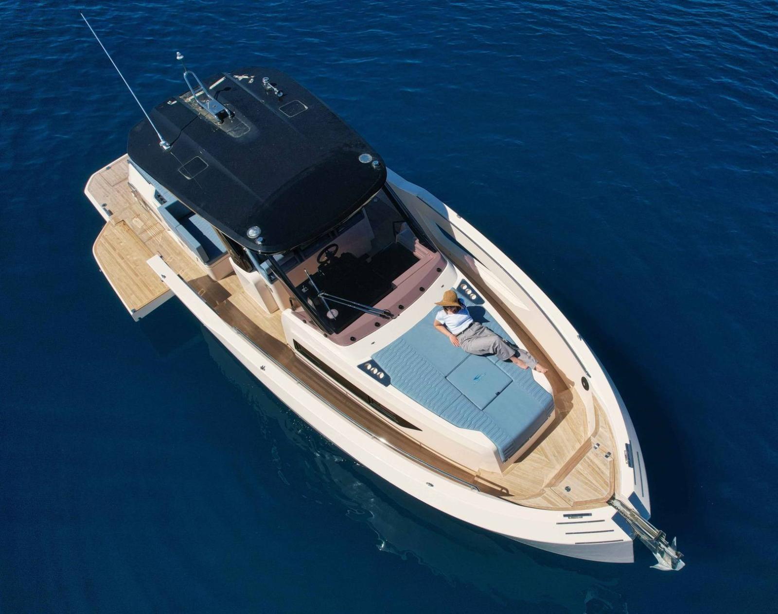 cayman 380 wa