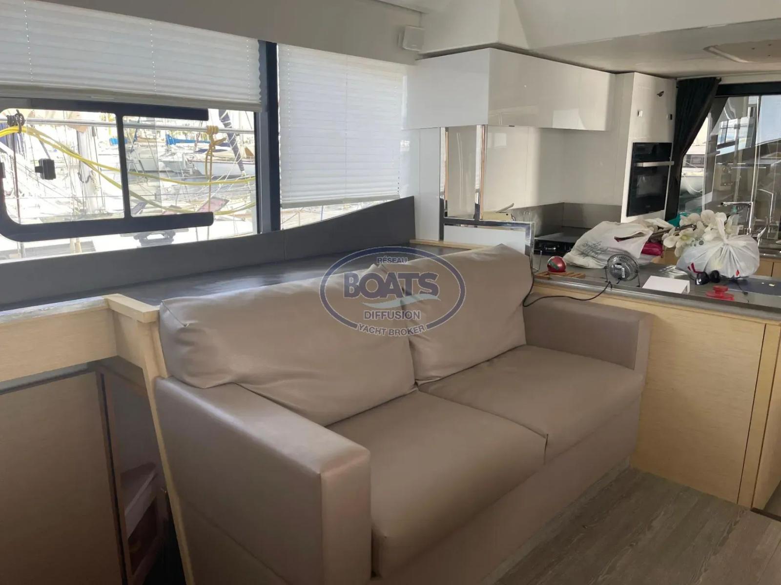 fountaine pajot My44