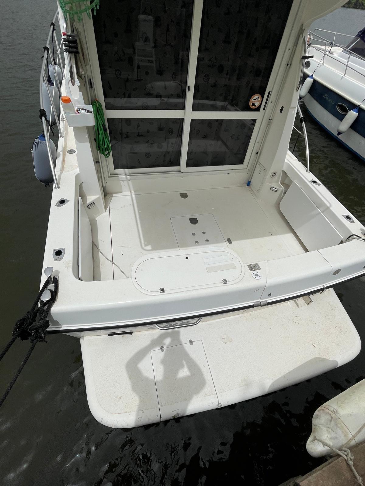 plastik Space 290 cruiser