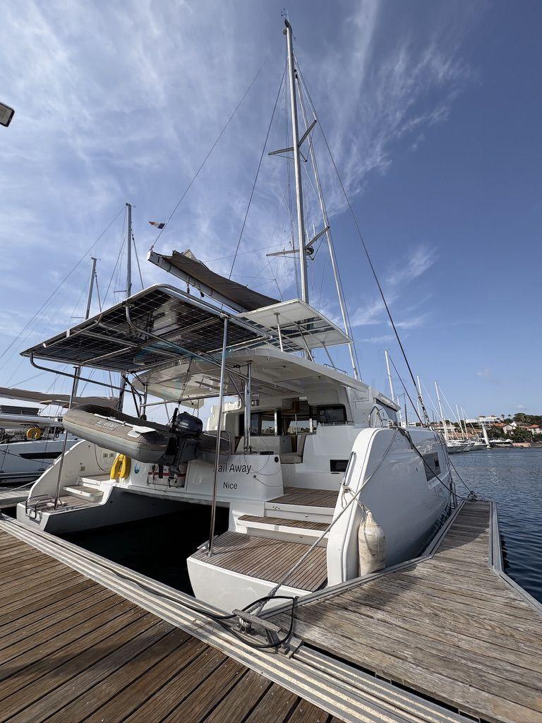 lagoon 46 fly