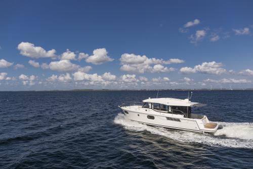 Beneteau swift trawler 41 sedan