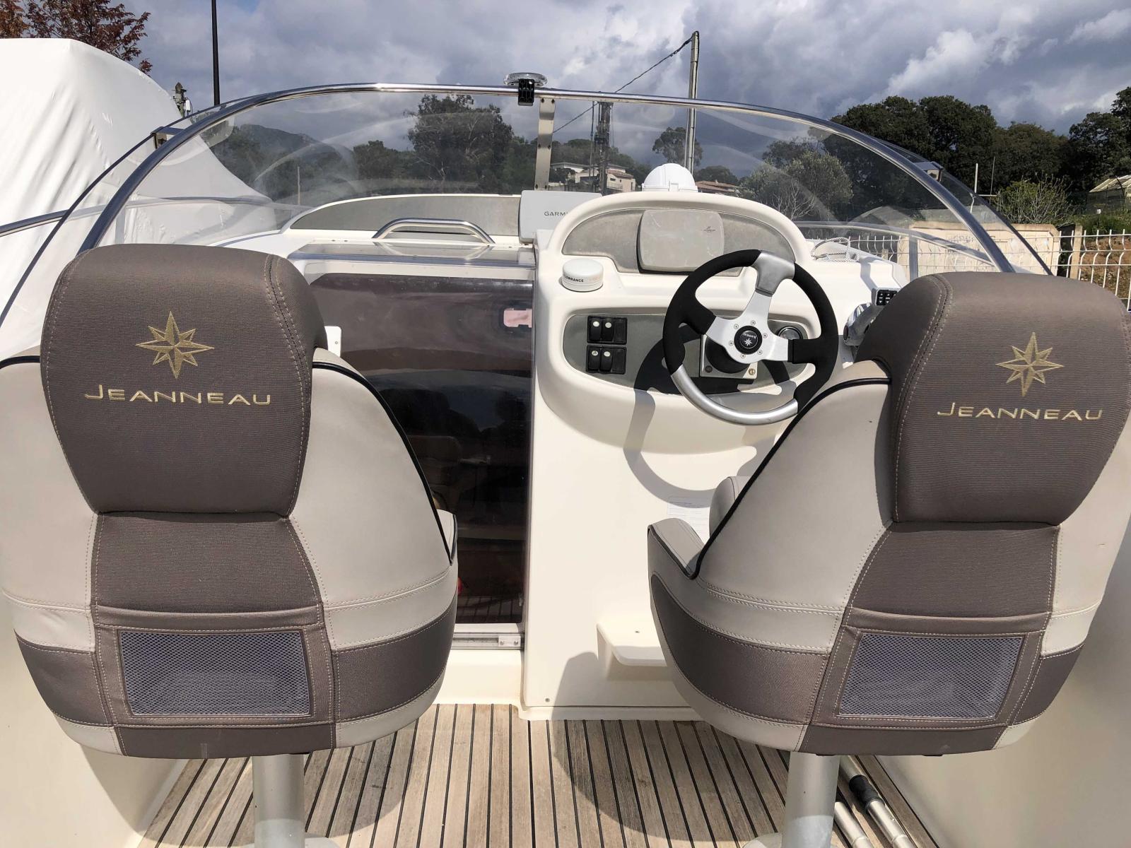 jeanneau 755 wa cap camarat