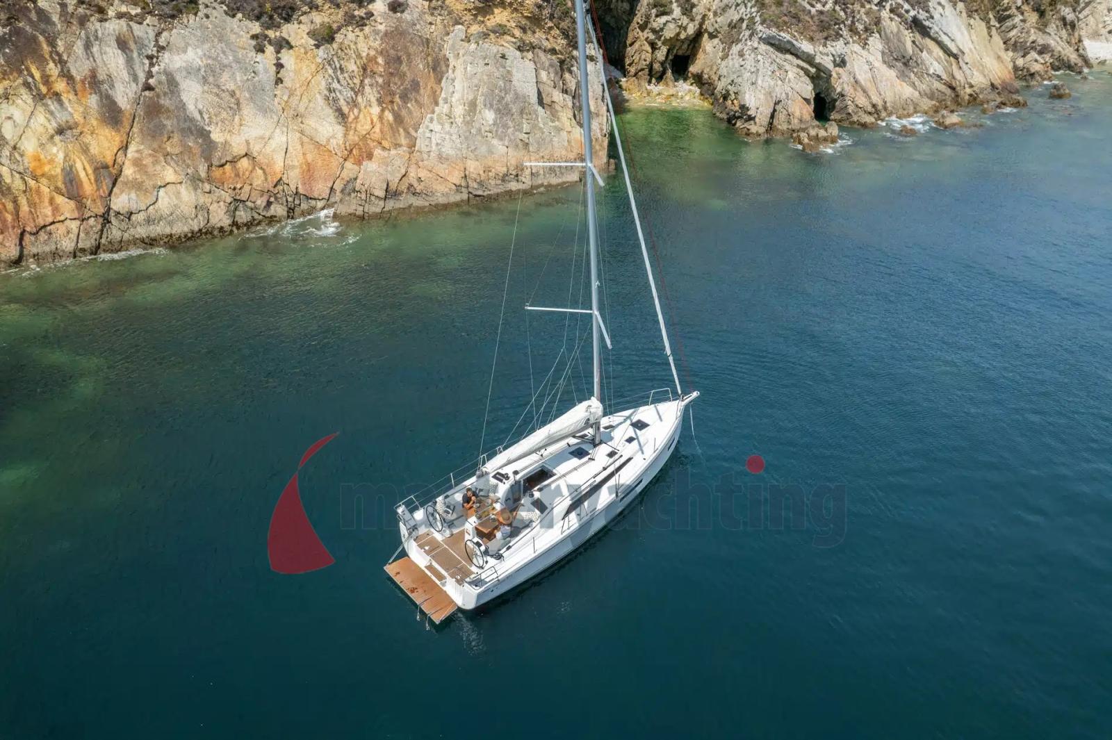 beneteau Oceanis 37.1