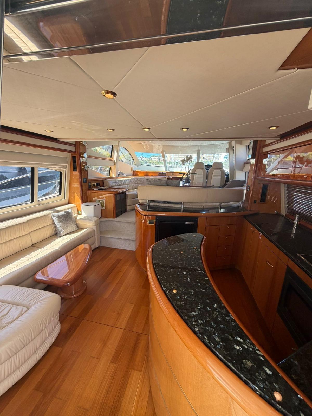 sunseeker Manhatten 64