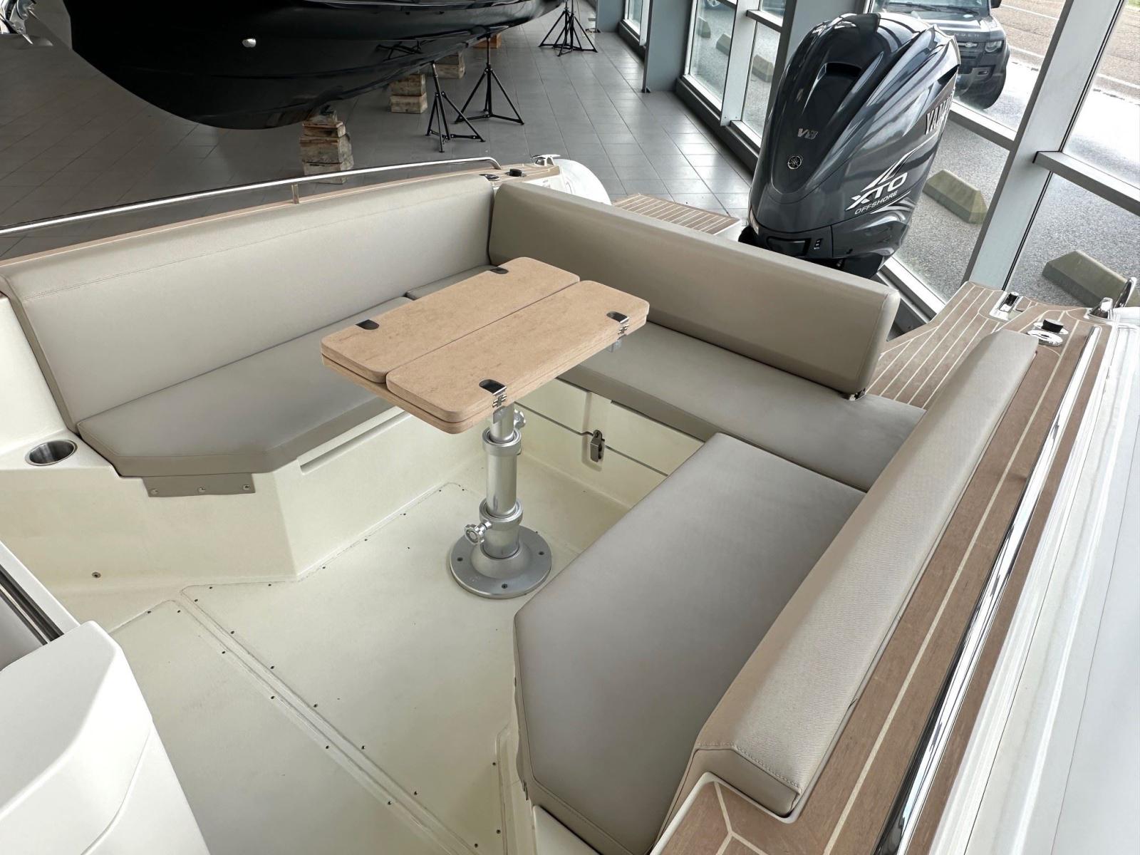 capelli Tempest 900 open