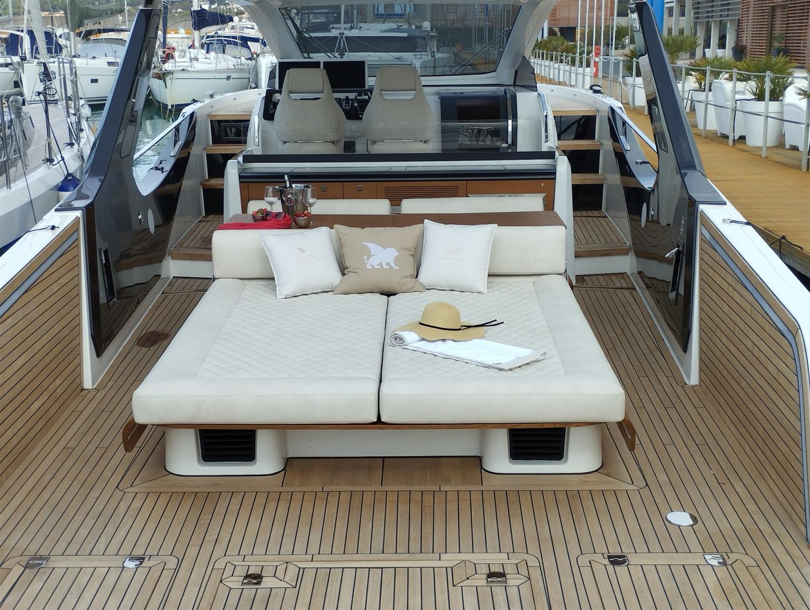 italia yachts Iy 43 veloce