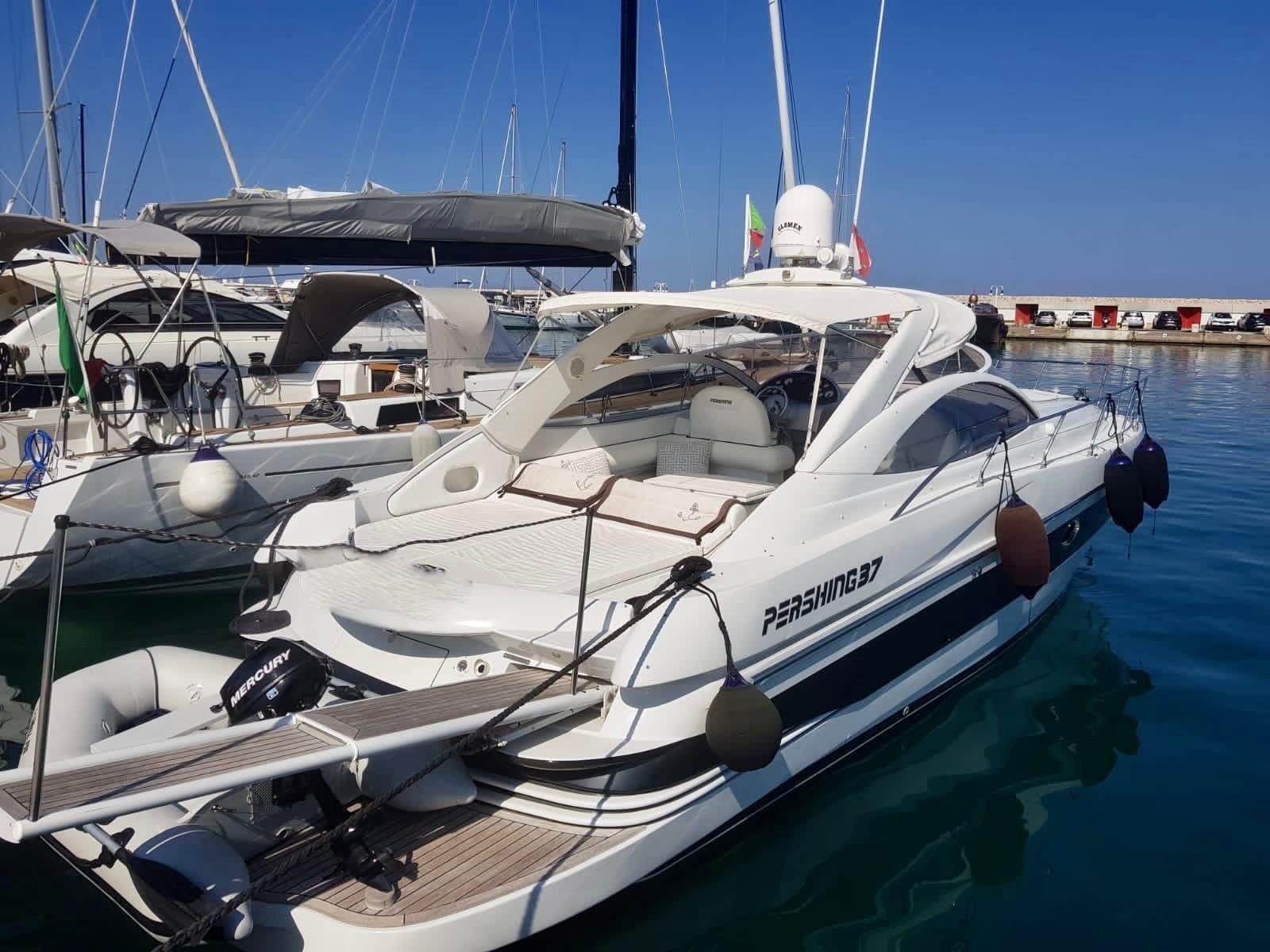 pershing Pershing 37'