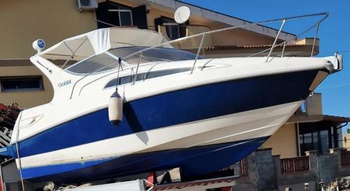 Gobbi 265 cabin