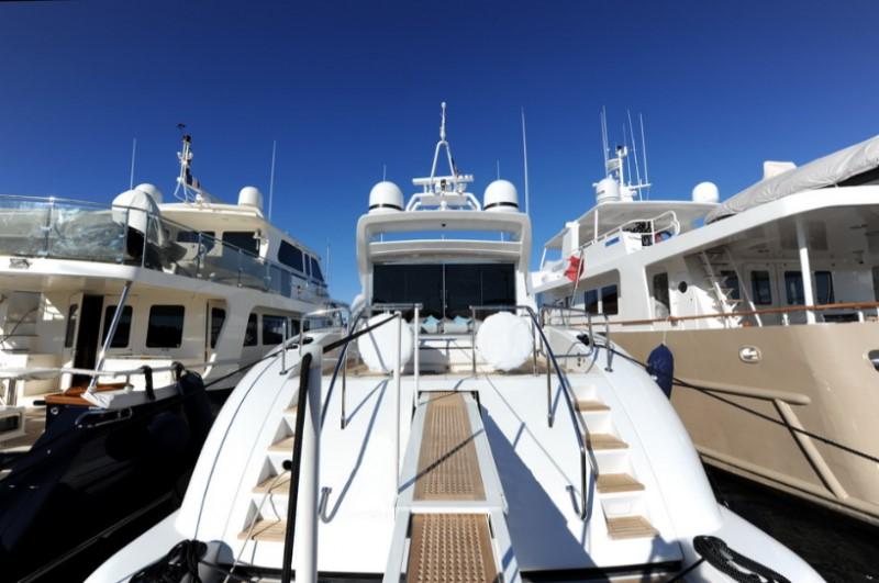 overmarine mangusta yachts Mangusta 72